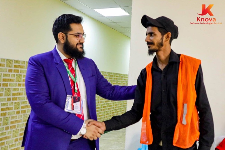Muhammad Salman Ali Khan with a client at Knova